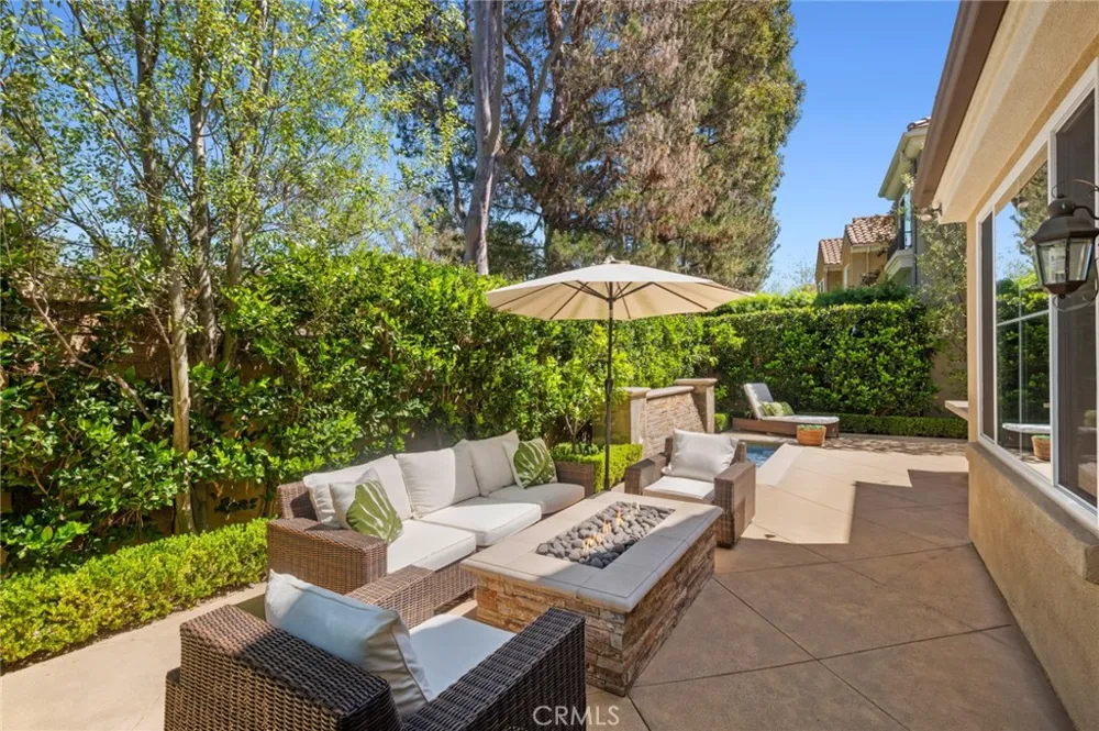 25 Lyon Newport Coast, CA 92657