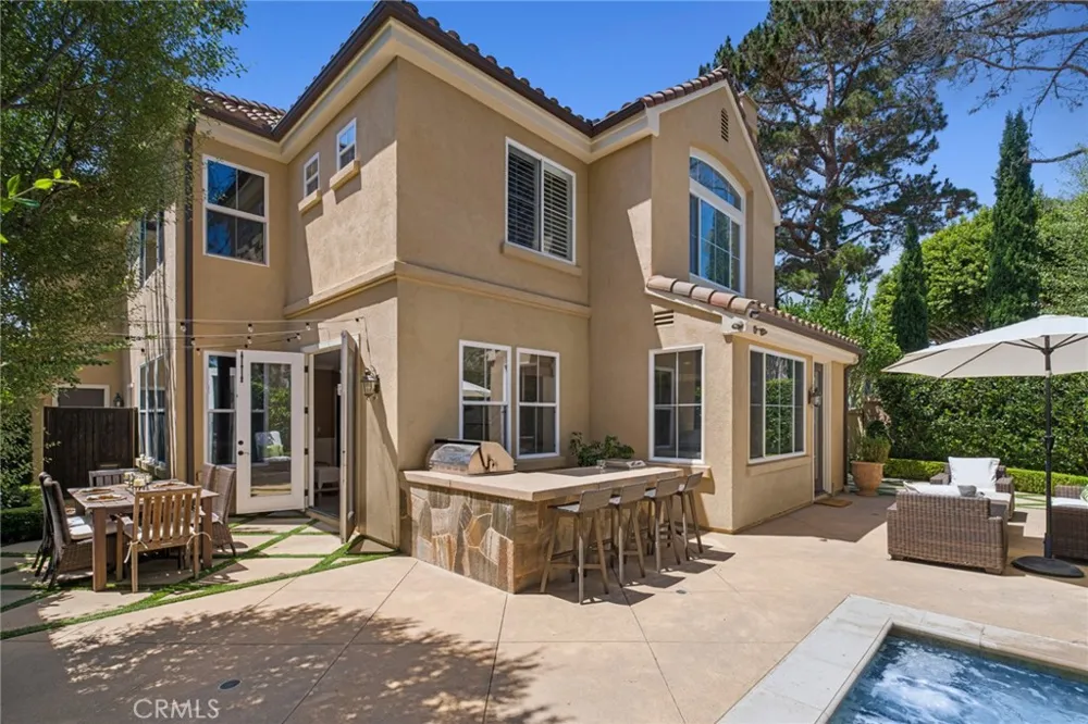 25 Lyon Newport Coast, CA 92657