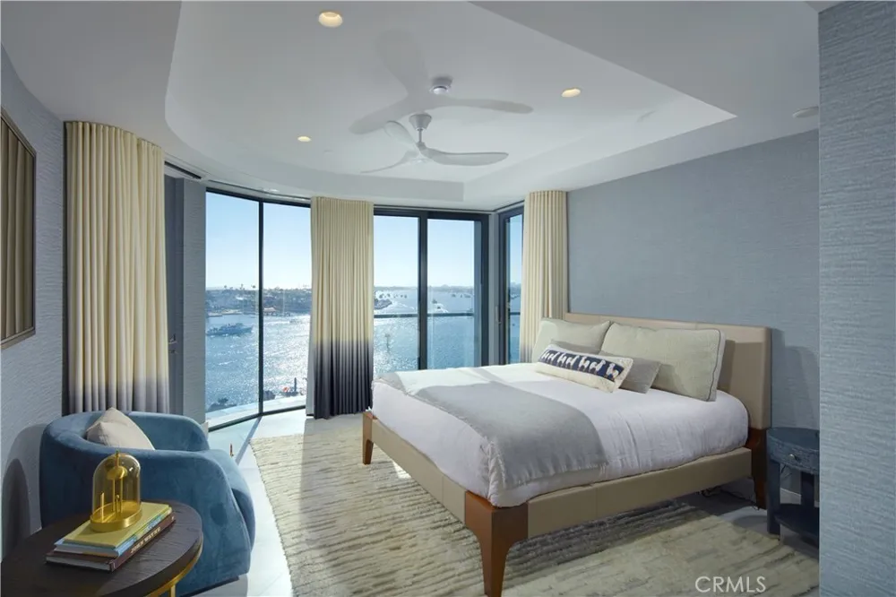 183 Carnation Avenue Corona del Mar, CA 92625