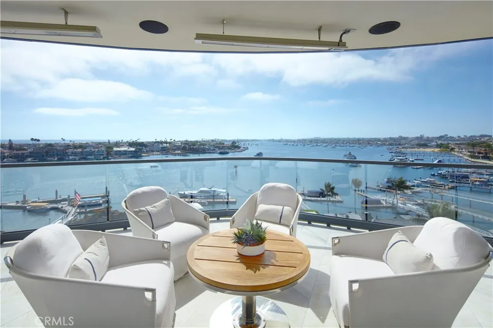 183 Carnation Avenue Corona del Mar, CA 92625
