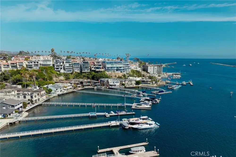 183 Carnation Avenue Corona del Mar, CA 92625