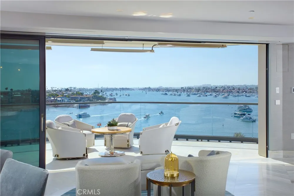 183 Carnation Avenue Corona del Mar, CA 92625