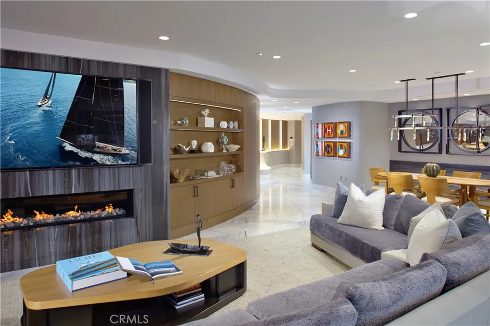 183 Carnation Avenue Corona del Mar, CA 92625