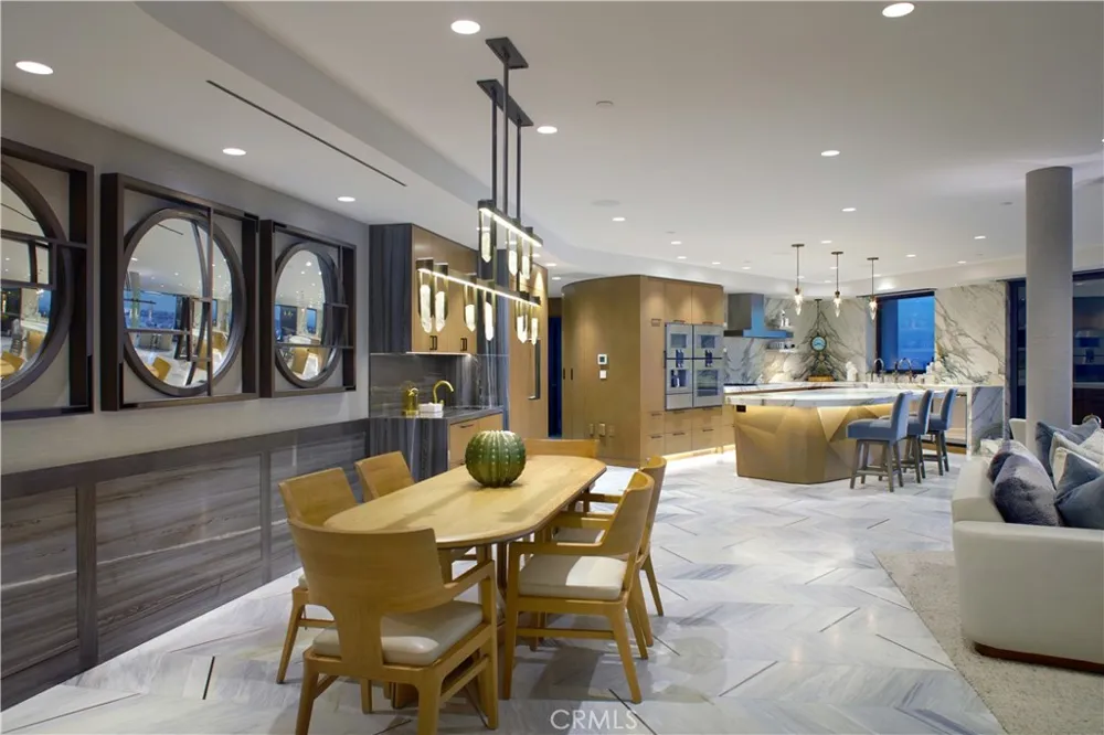 183 Carnation Avenue Corona del Mar, CA 92625