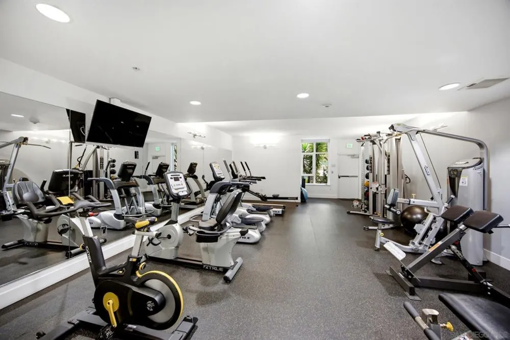475 Redwood St #406 San Diego, CA 92103
