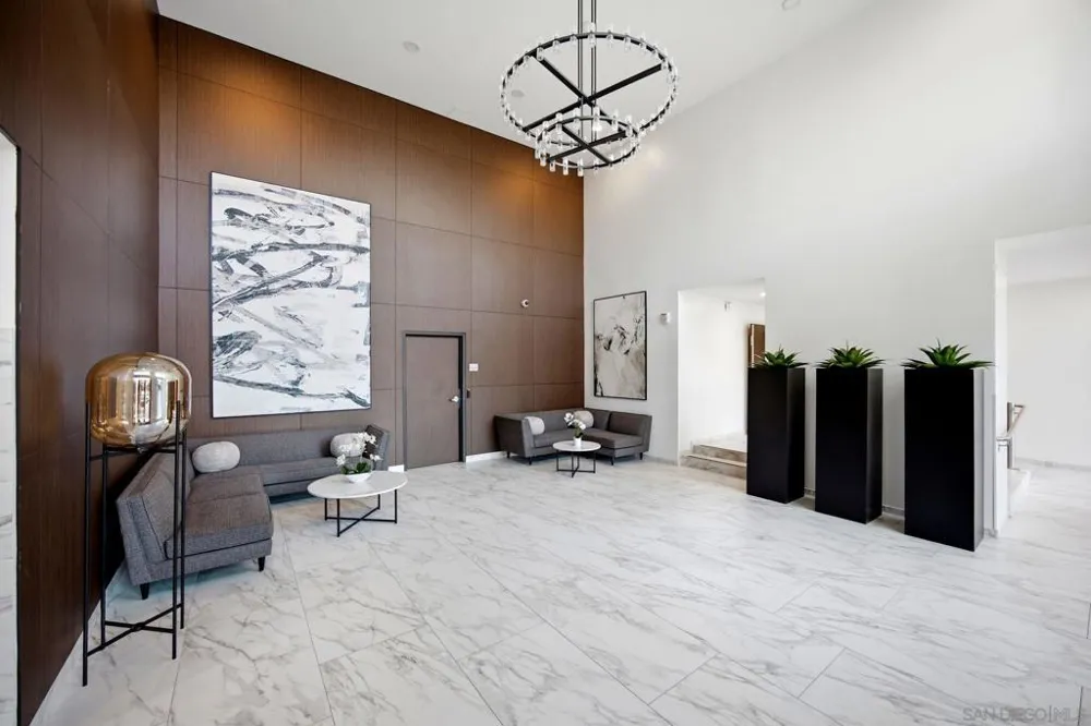 475 Redwood St #406 San Diego, CA 92103