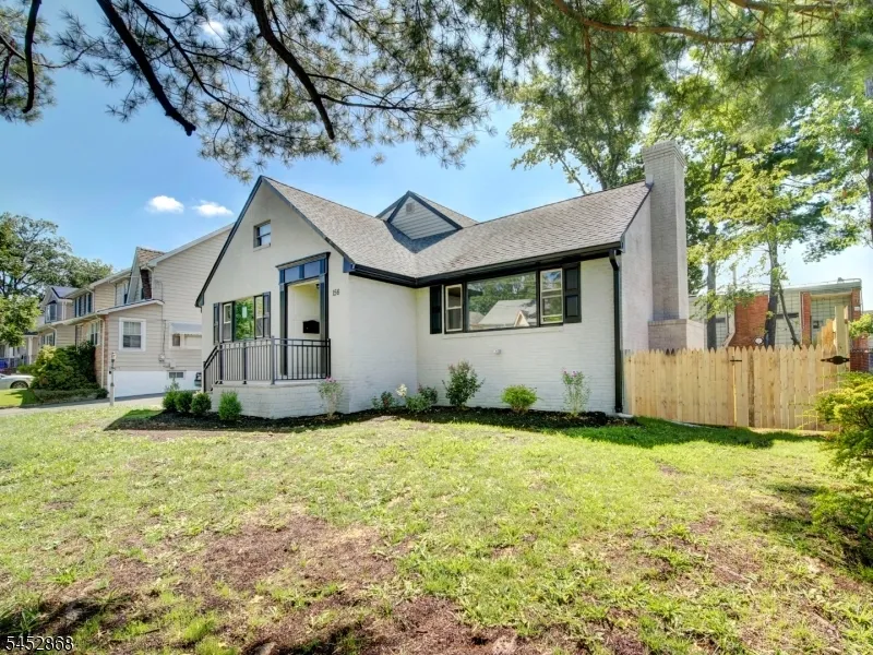 156 W Lincoln Ave Roselle Park, NJ 07204