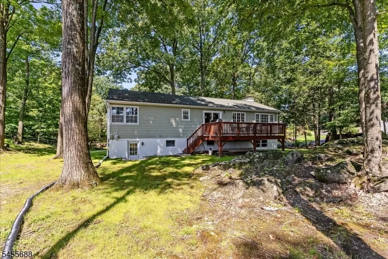 193 Alpine Trl Sparta, NJ 07871