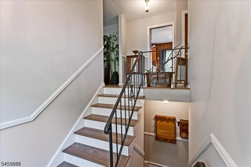 193 Alpine Trl Sparta, NJ 07871