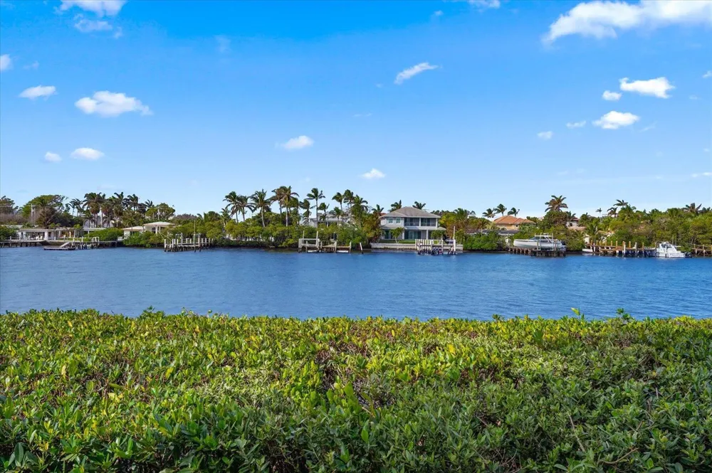 3555 S Ocean Boulevard #113 South Palm Beach, FL 33480