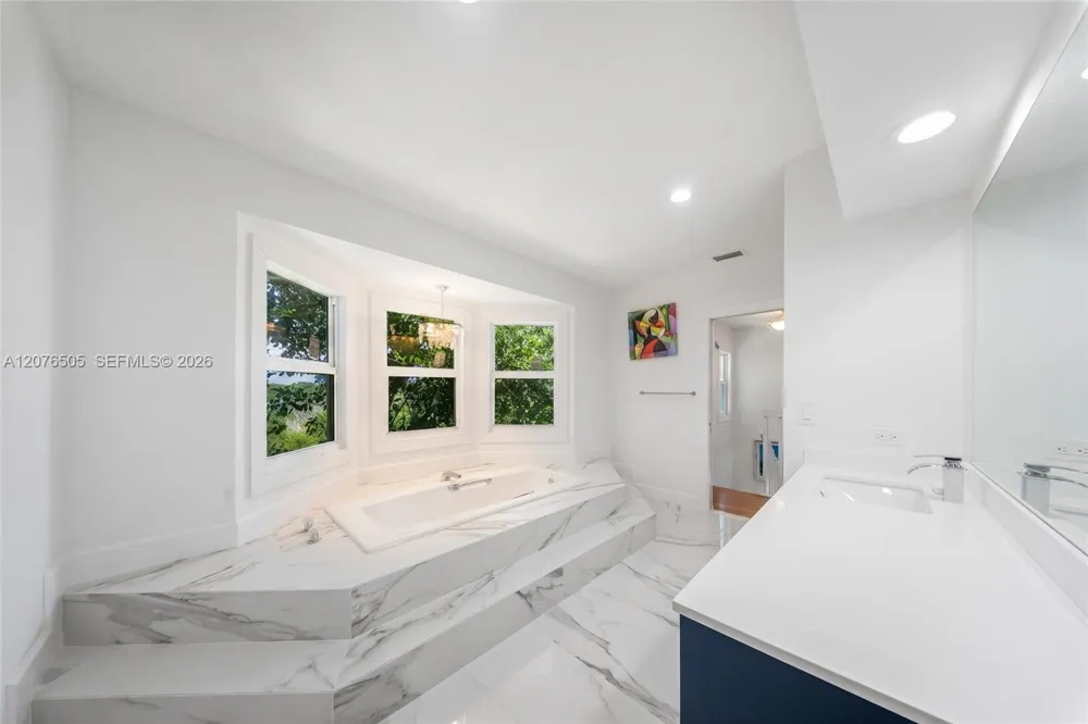 316 Dr Islamorada, FL 33036