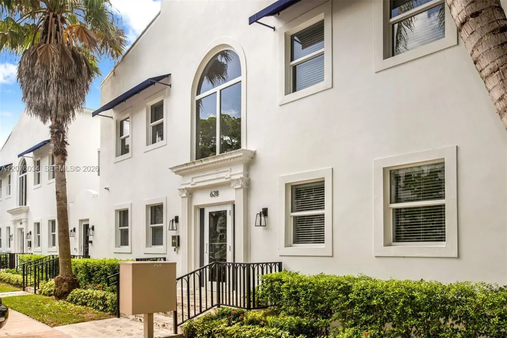 624 Santander Ave #1 Coral Gables, FL 33134