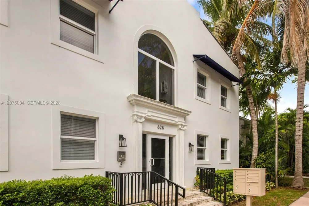 624 Santander Ave #1 Coral Gables, FL 33134