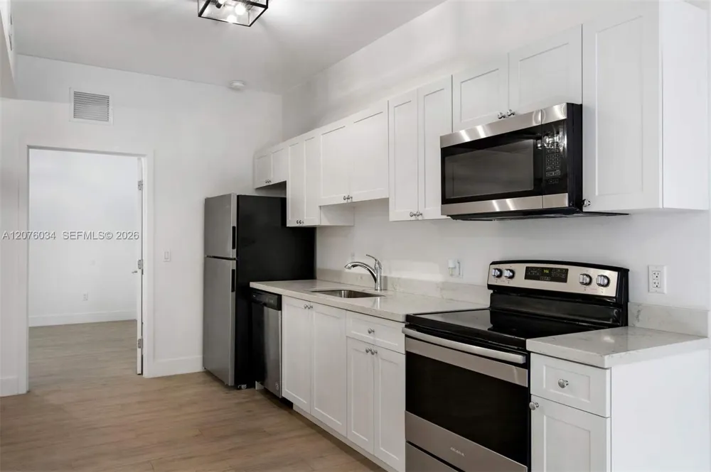 624 Santander Ave #1 Coral Gables, FL 33134