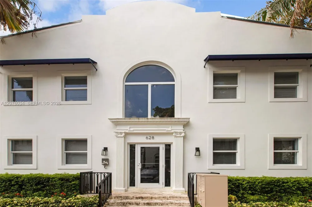 624 Santander Ave #1 Coral Gables, FL 33134