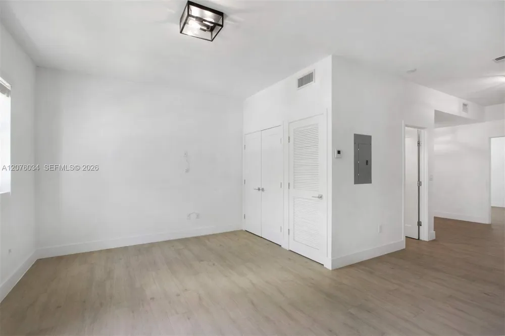 624 Santander Ave #1 Coral Gables, FL 33134