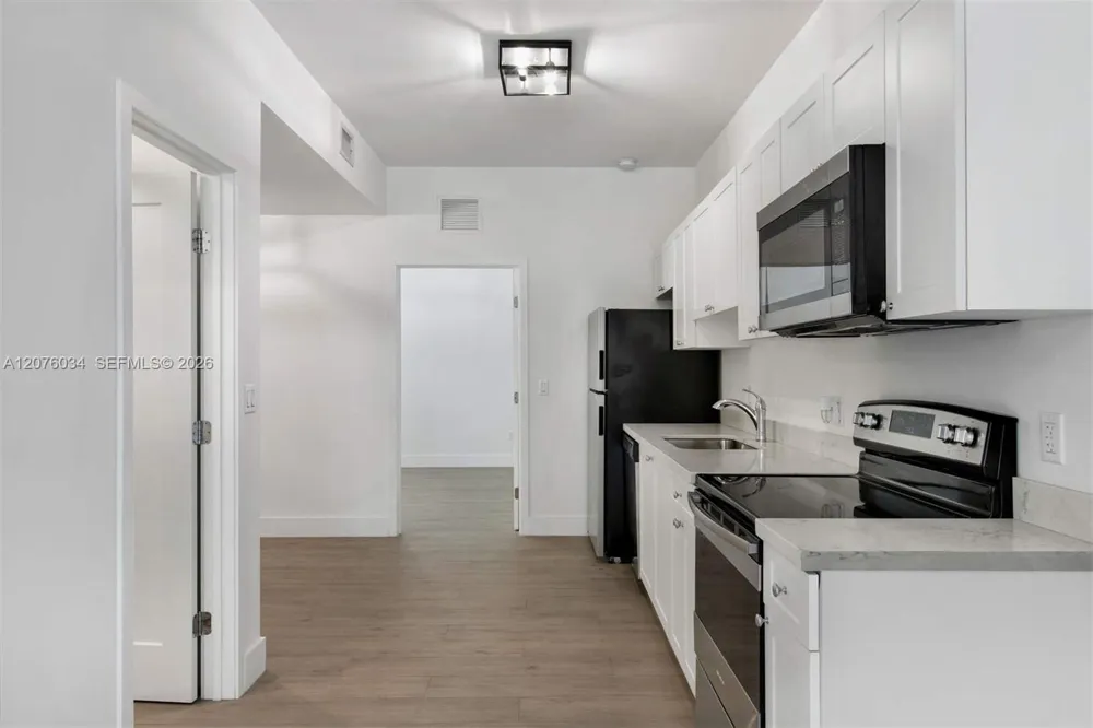 624 Santander Ave #1 Coral Gables, FL 33134