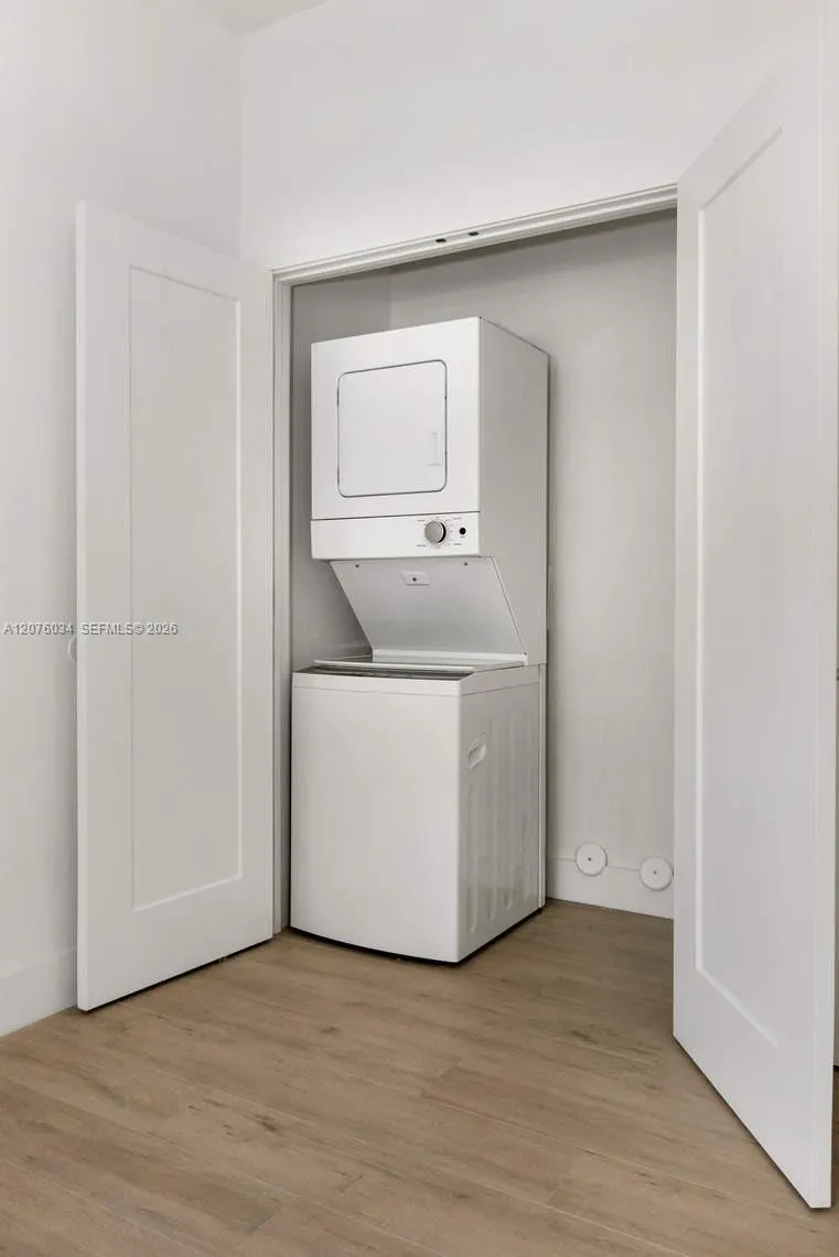 624 Santander Ave #1 Coral Gables, FL 33134