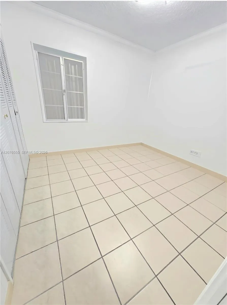 3320 NW 20th St Miami, FL 33142