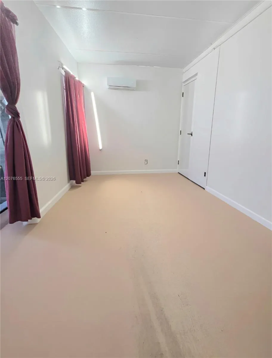 3320 NW 20th St Miami, FL 33142