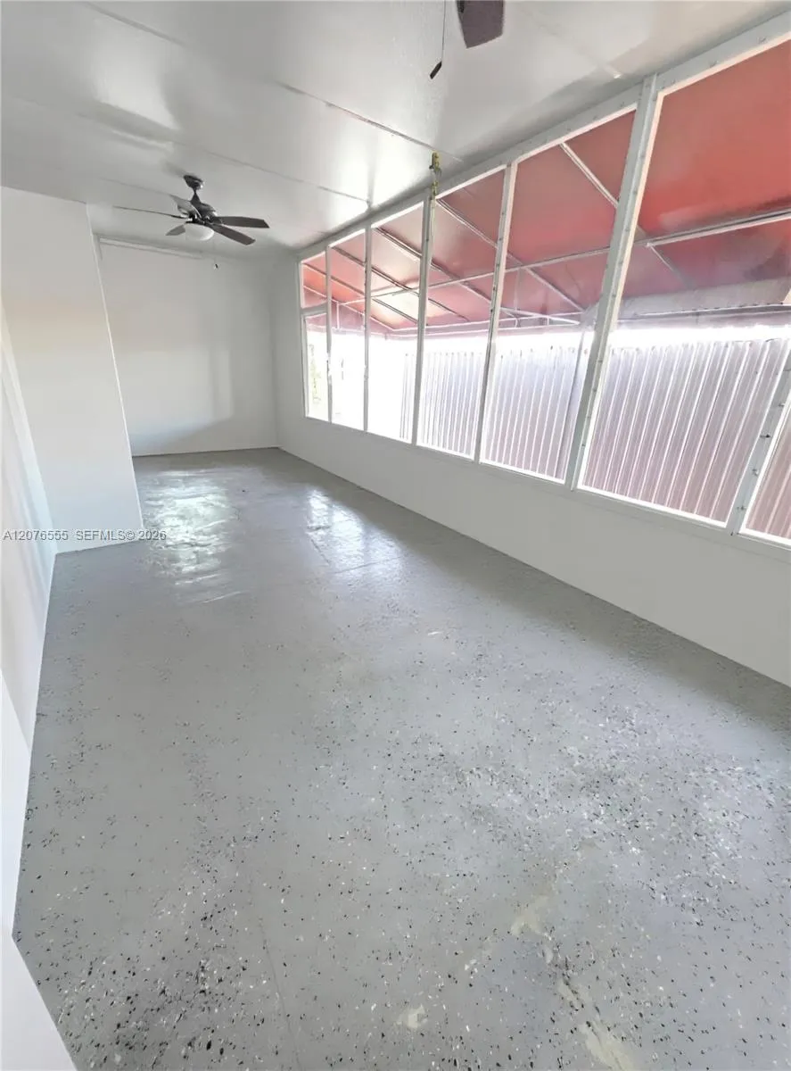 3320 NW 20th St Miami, FL 33142