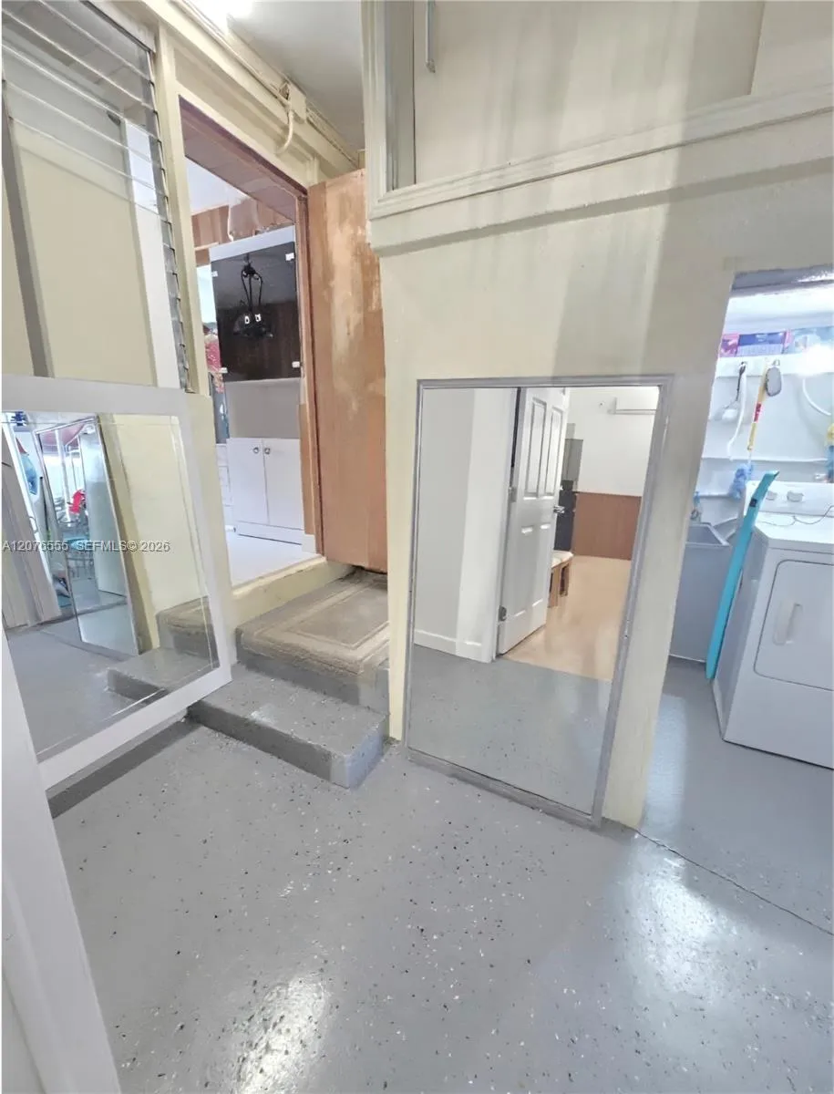 3320 NW 20th St Miami, FL 33142