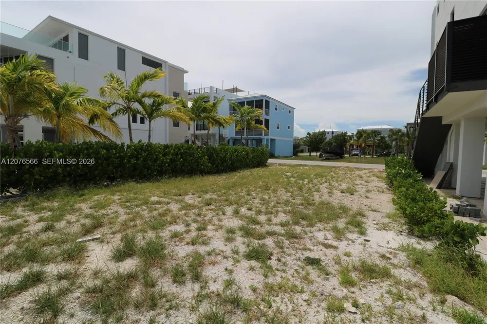 94825 Overseas Hwy #35 Key Largo, FL 33037