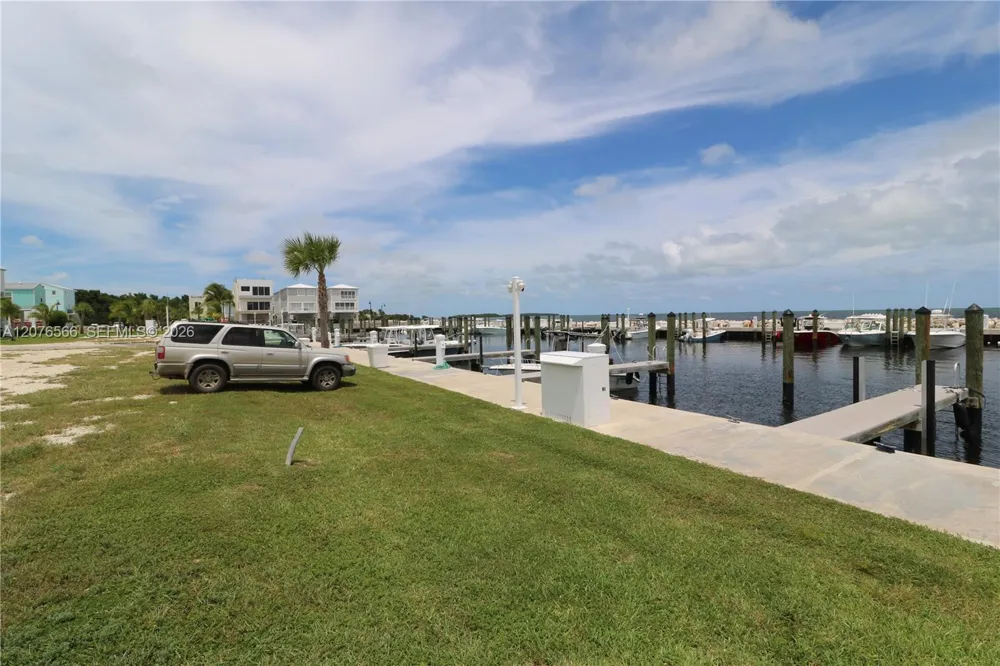 94825 Overseas Hwy #35 Key Largo, FL 33037