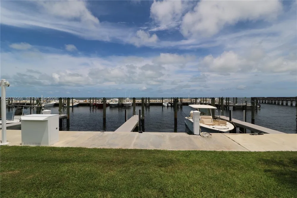 94825 Overseas Hwy #35 Key Largo, FL 33037