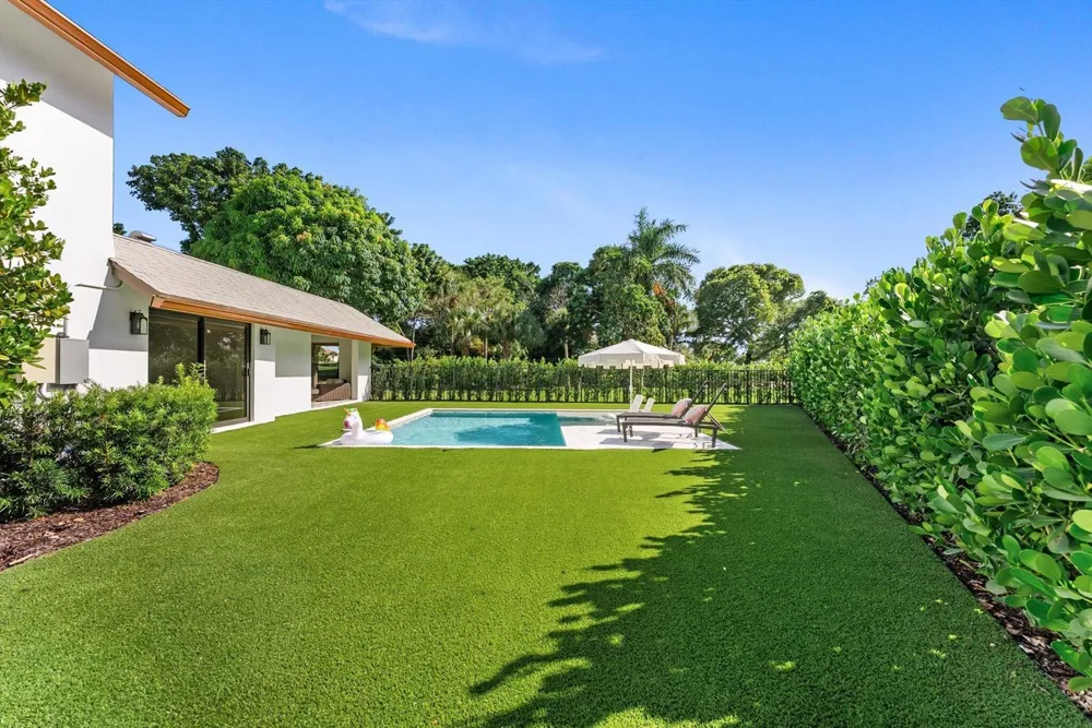 4456 Hickory Drive Palm Beach Gardens, FL 33418