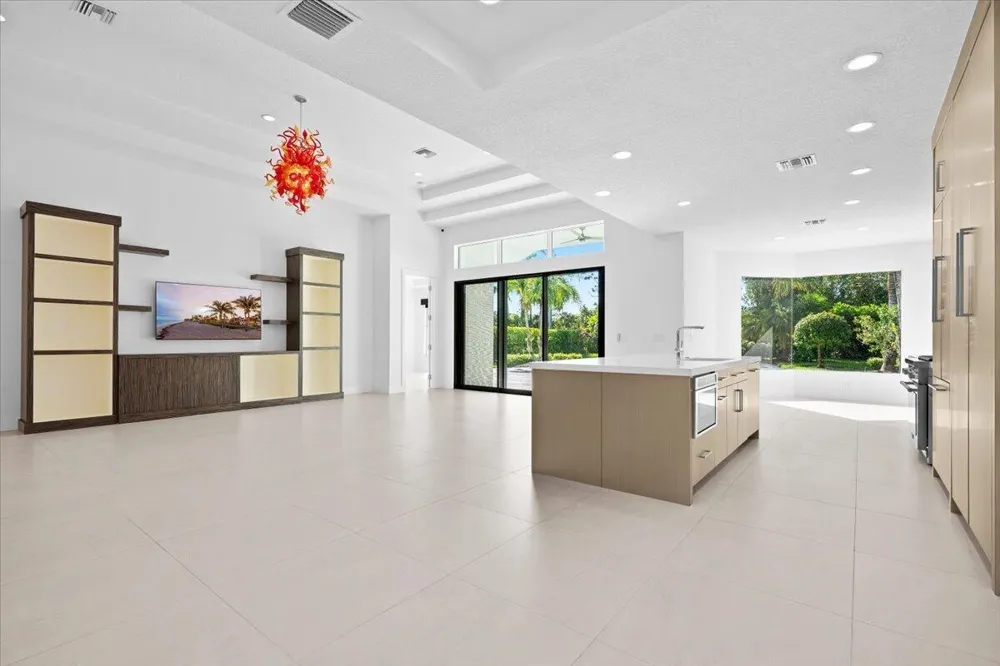 180 Carina Drive Jupiter, FL 33478
