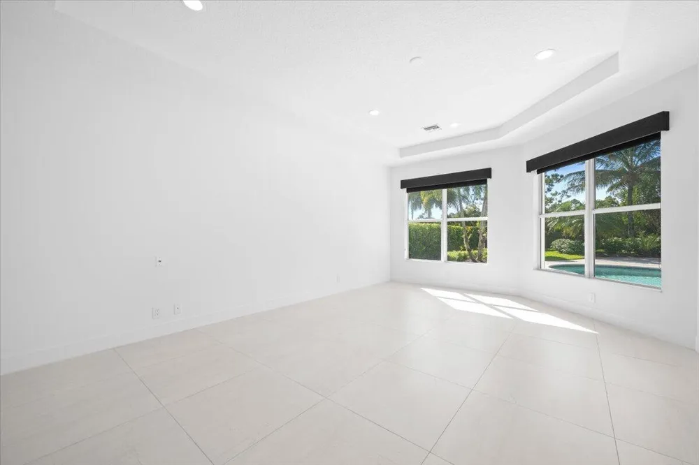 180 Carina Drive Jupiter, FL 33478