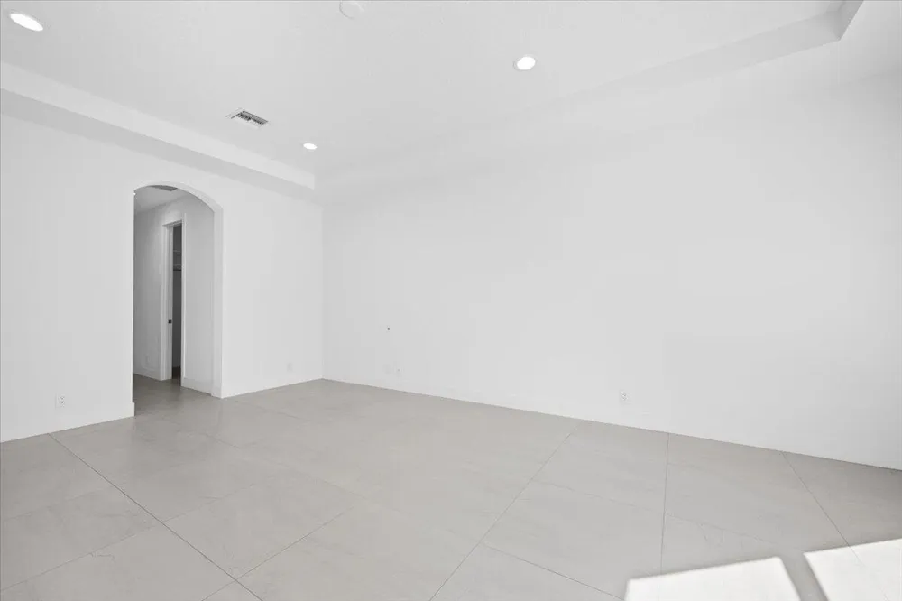 180 Carina Drive Jupiter, FL 33478