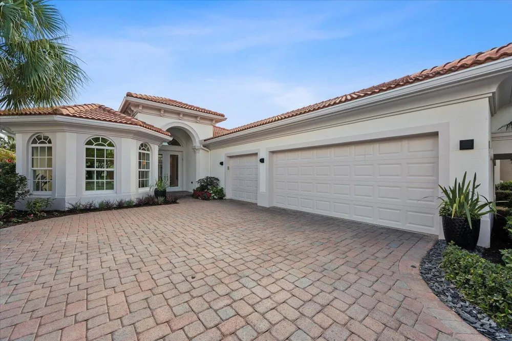 180 Carina Drive Jupiter, FL 33478