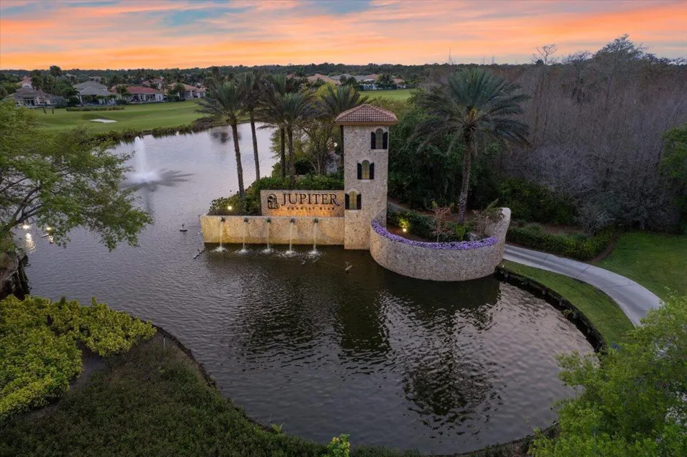 180 Carina Drive Jupiter, FL 33478