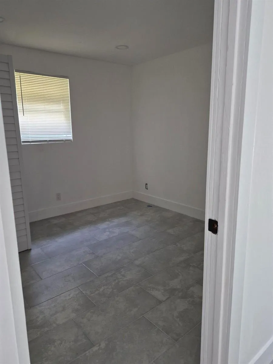 313 SW 1st Terrace Deerfield Beach, FL 33441