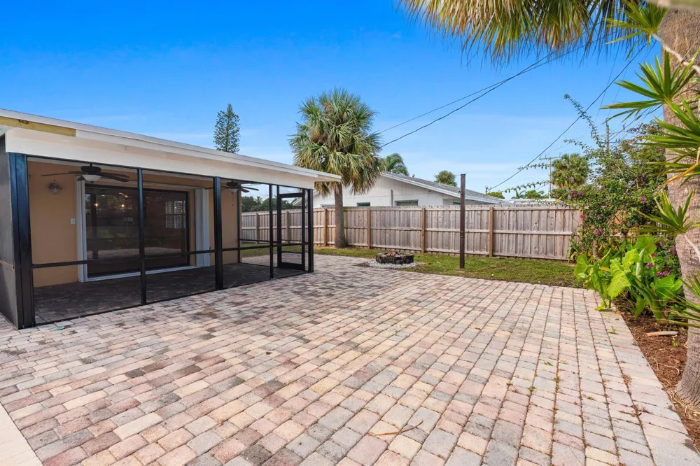 3697 Holly Drive Palm Beach Gardens, FL 33410