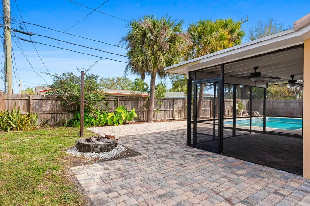 3697 Holly Drive Palm Beach Gardens, FL 33410