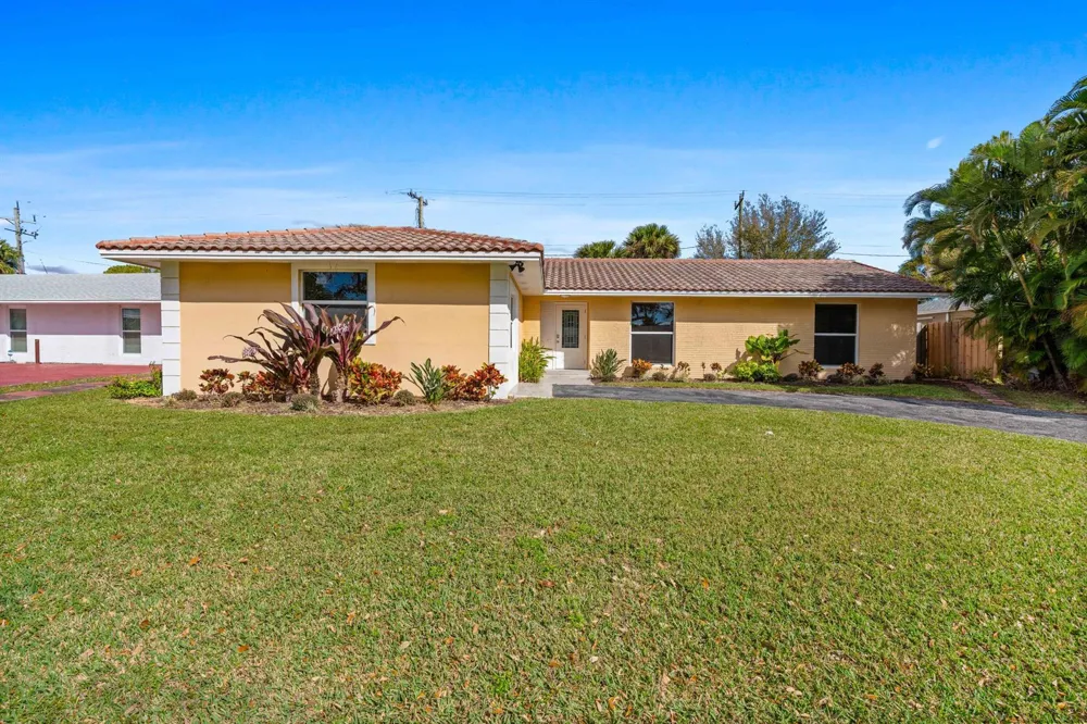 3697 Holly Drive Palm Beach Gardens, FL 33410