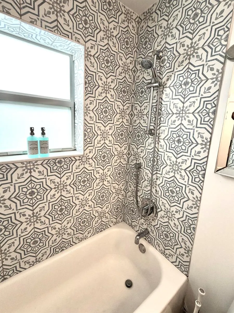 614 NE 26th Street Wilton Manors, FL 33305