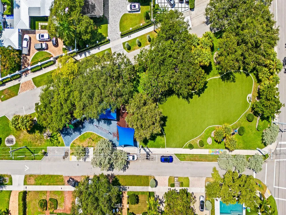 1001 SE 10th Street Fort Lauderdale, FL 33316
