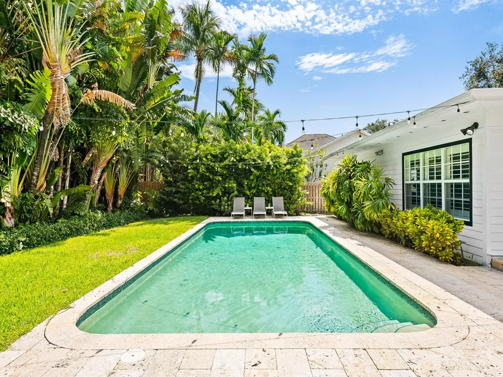 1001 SE 10th Street Fort Lauderdale, FL 33316