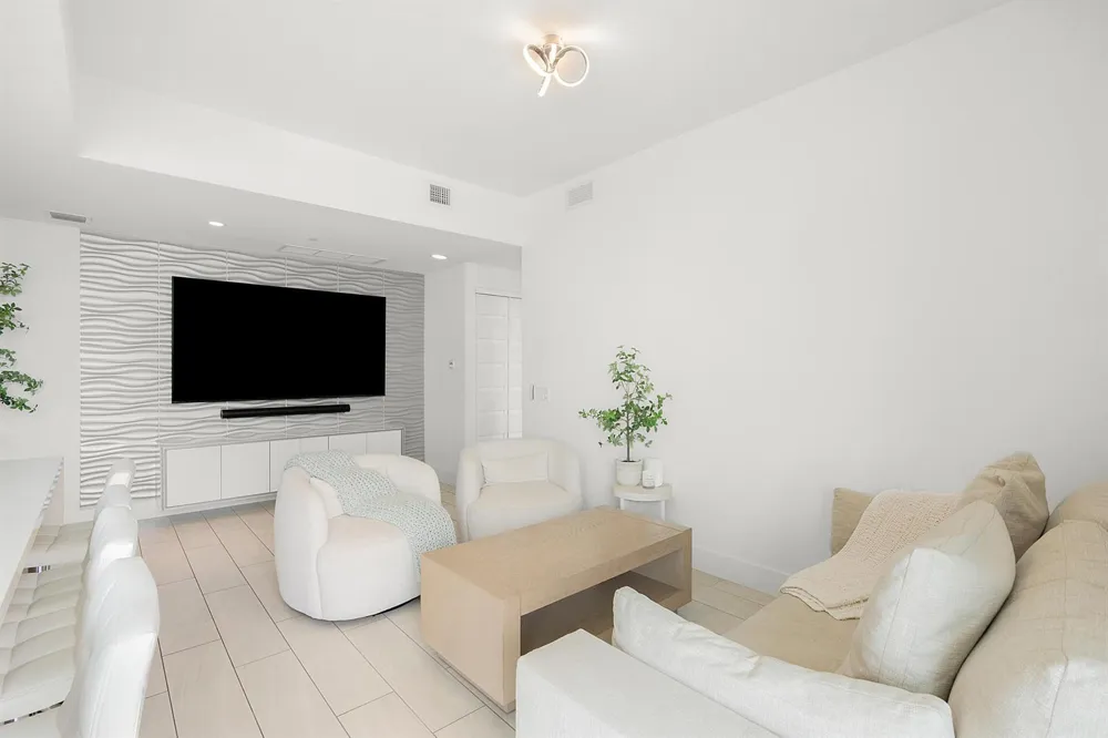 2000 Metropica Way #801 Sunrise, FL 33323