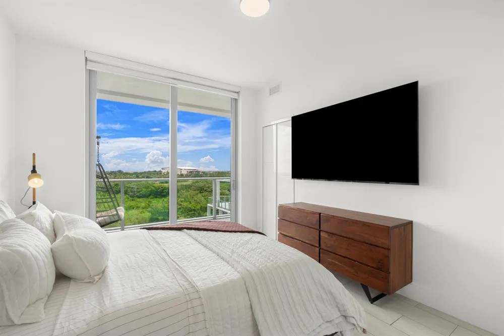 2000 Metropica Way #801 Sunrise, FL 33323