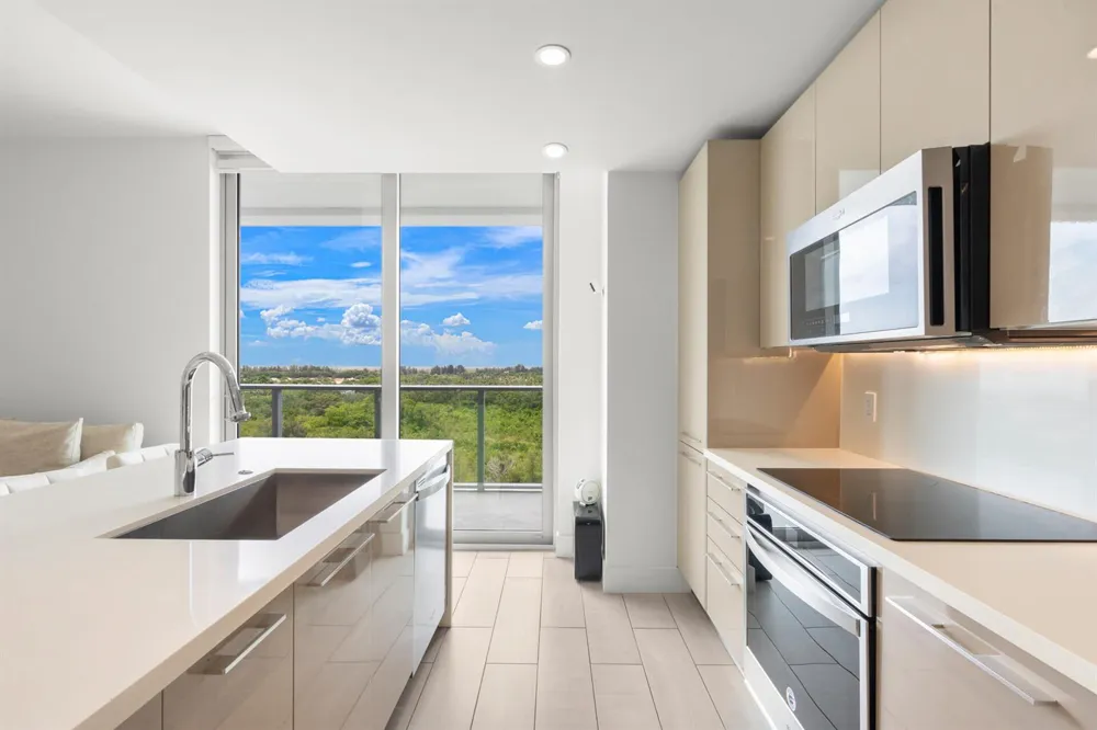 2000 Metropica Way #801 Sunrise, FL 33323
