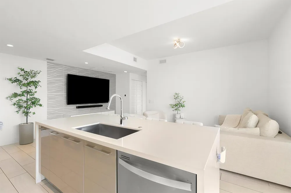 2000 Metropica Way #801 Sunrise, FL 33323