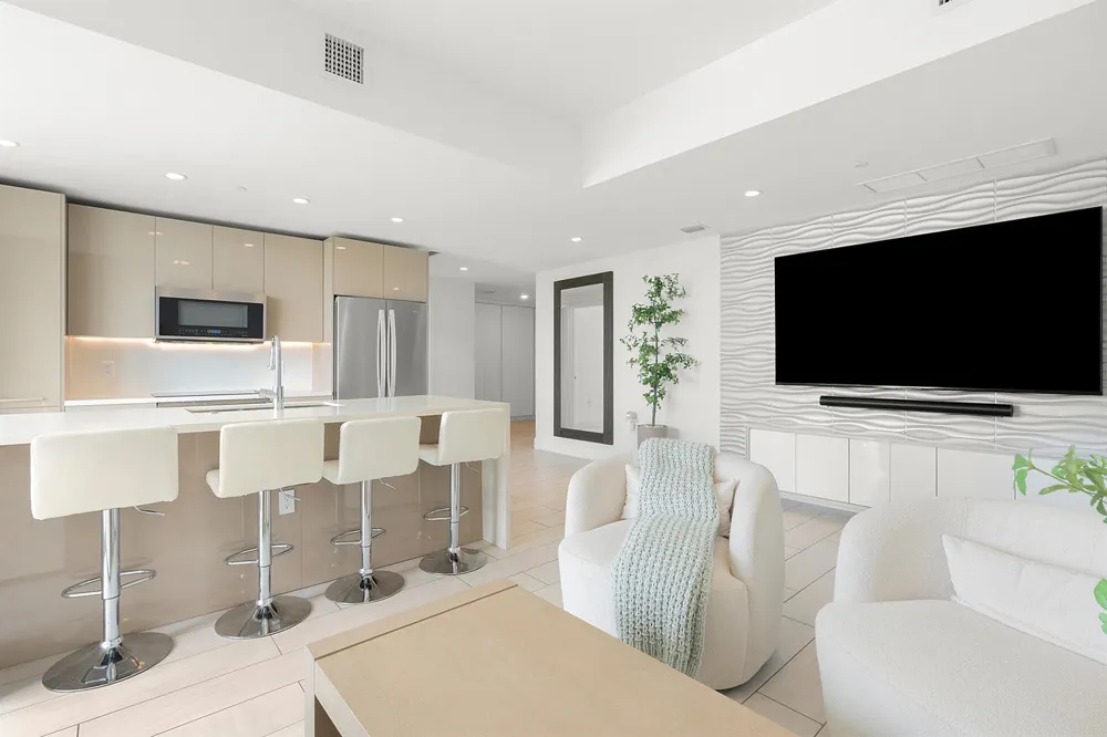 2000 Metropica Way #801 Sunrise, FL 33323