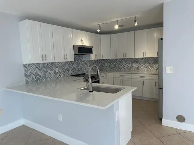 4151 EASTRIDGE CIRCLE Deerfield Beach, FL 33064