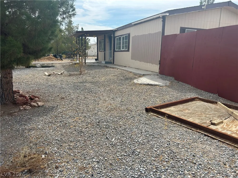 2791 W Medicine Man Road Pahrump, NV 89048