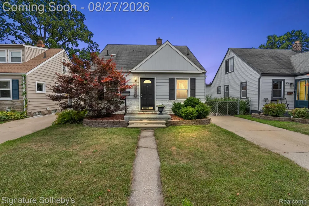 310 E 12 Mile Road Royal Oak City, MI 48073